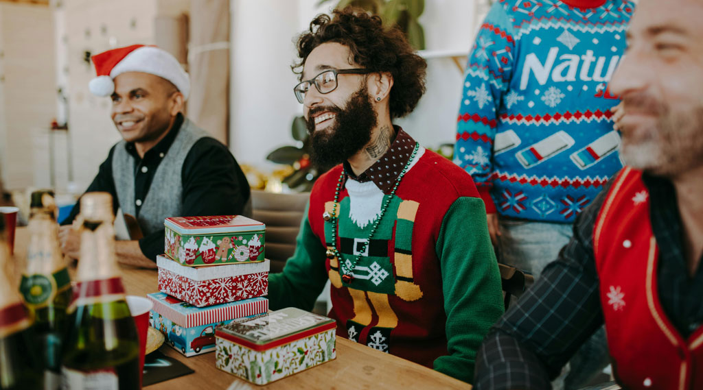 équipes avec pull de noel