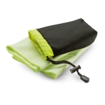 Serviette de sport publicitaire en polyester dans sac en nylon Runclub couleur vert deuxième vue