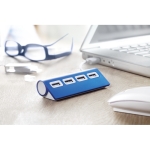 Hub USB publicitaire en aluminium coloré avec 4 ports USB 2.0 Alu couleur bleu deuxième vue d'ambiance