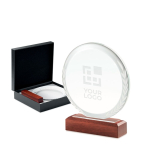 Trophée rond en verre avec base en bois Olympiad couleur bois vue avec zone d'impression