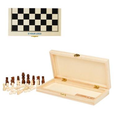 Jeu d´échecs présenté dans un coffret avec pièces en bois